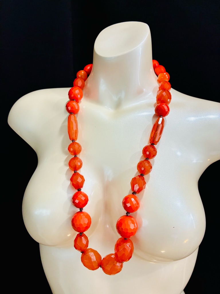 Vtg Over The Head Bold Orange Mcm Acrylic Faceted Bead Chunky Necklace Retro Euc